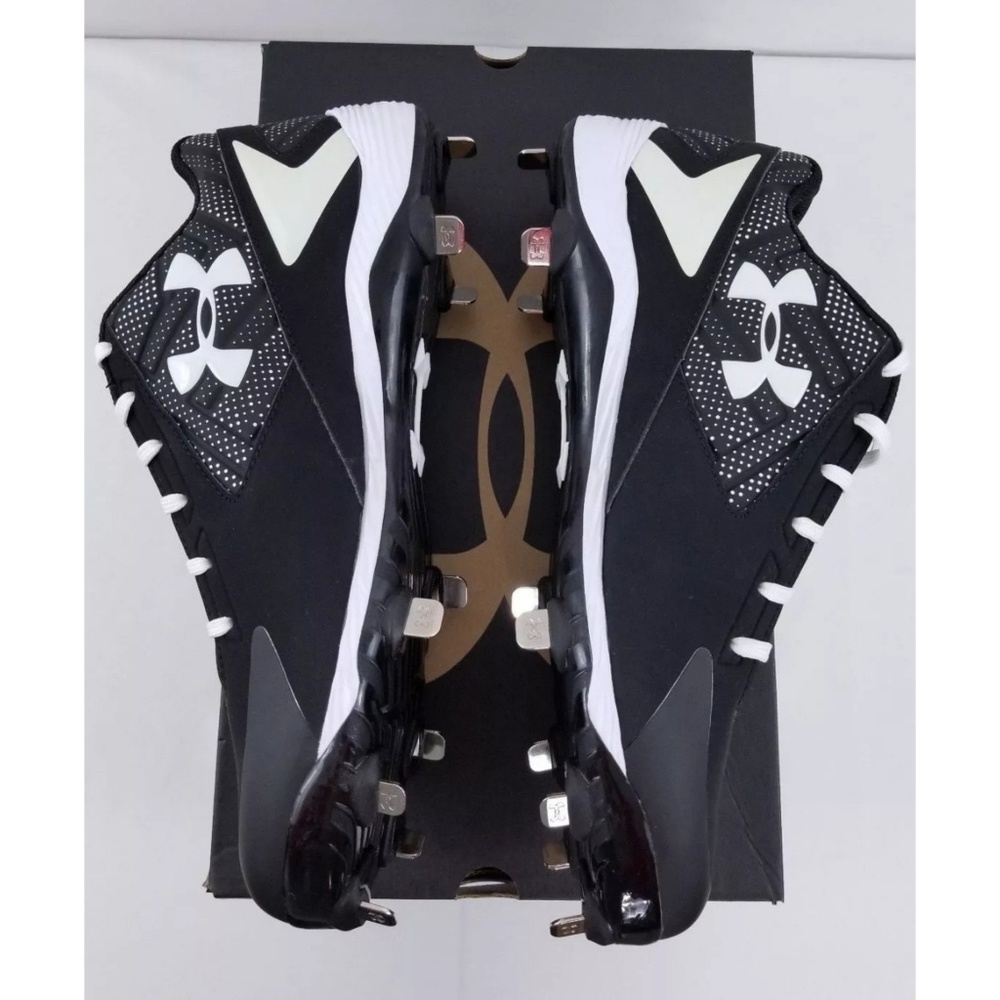 Under Armour Baseball Cleats NIB